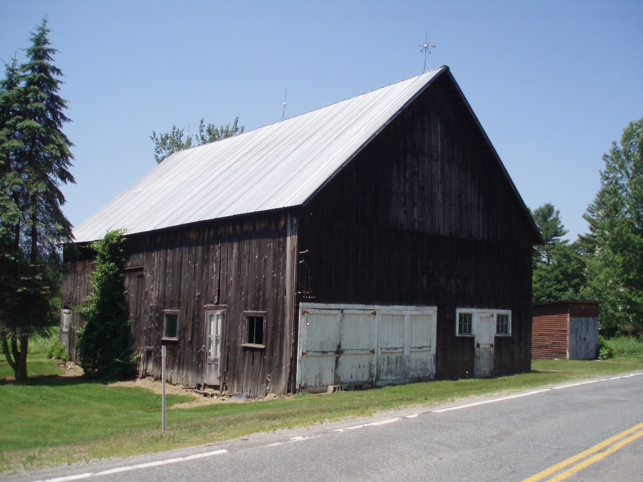 Wooden House and Bike Touring